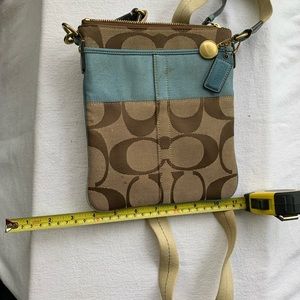 Vintage Coach purse. Just needs a little tlc. But overall in good condition